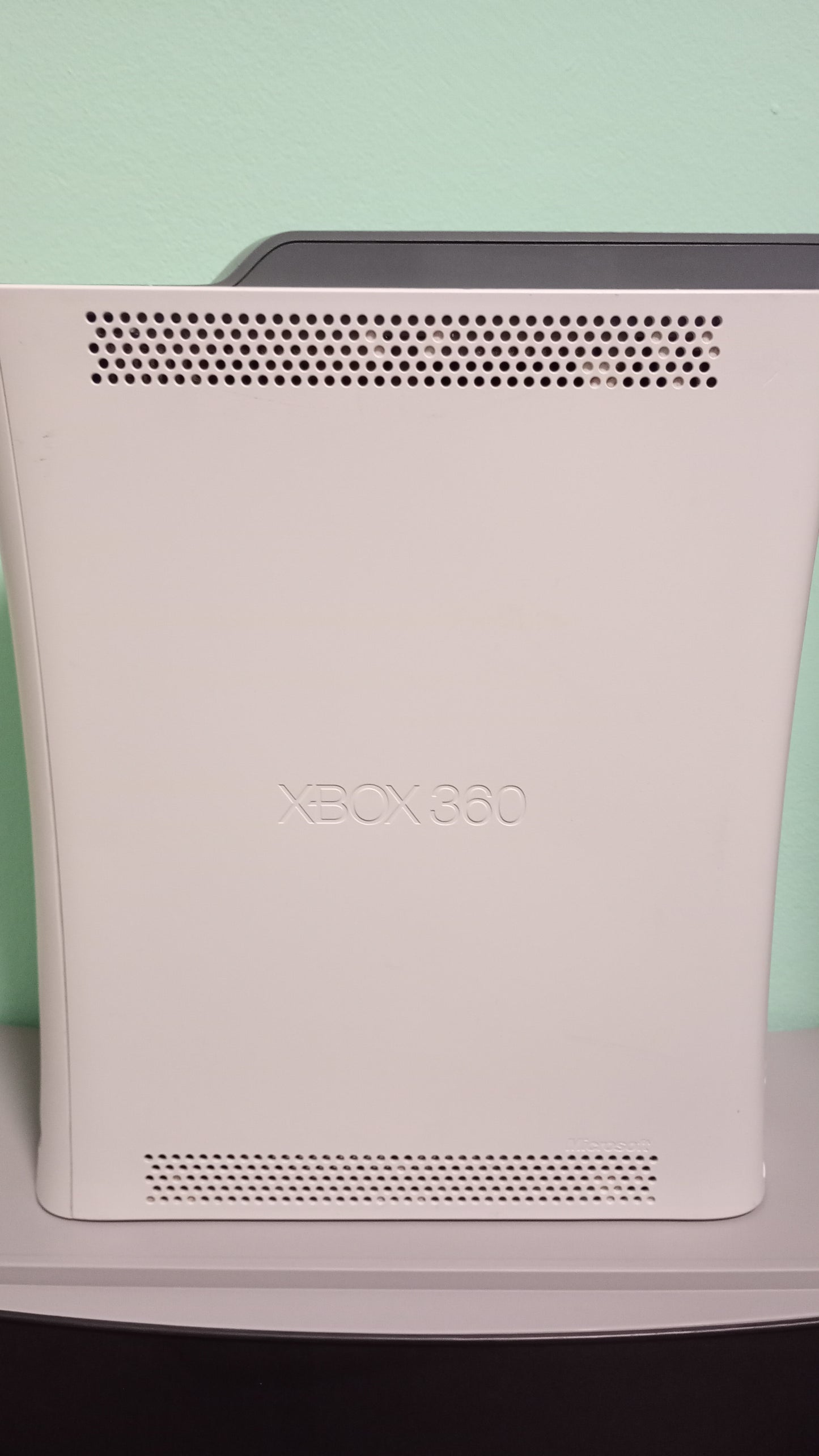 Xbox 360 4GB